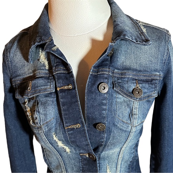 GUESS Women’s Jean Jacket Size Small - Picture 4 of 4